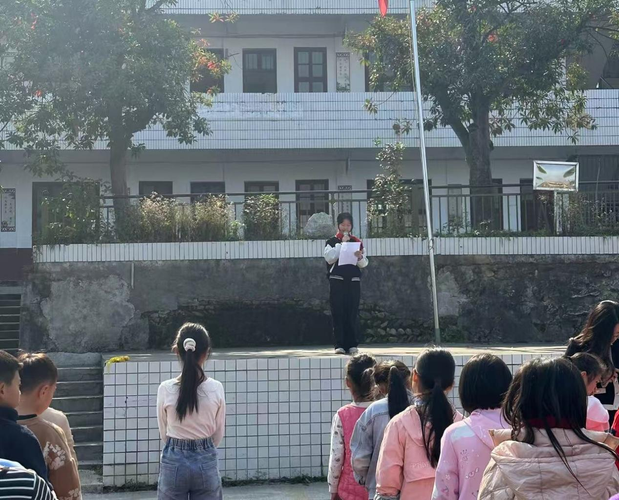 白沙中心小學(xué)開(kāi)展誠(chéng)信教育