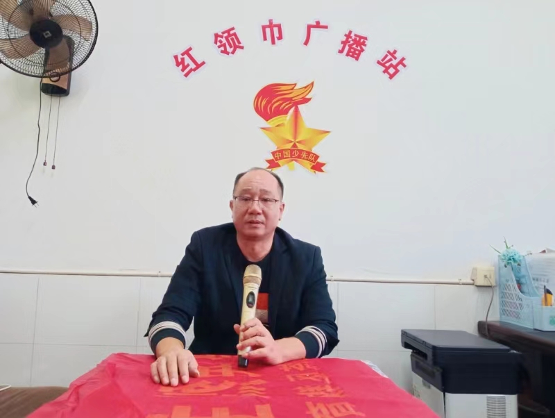 北塔小學(xué)召開家長會 家校共育同筑中國夢