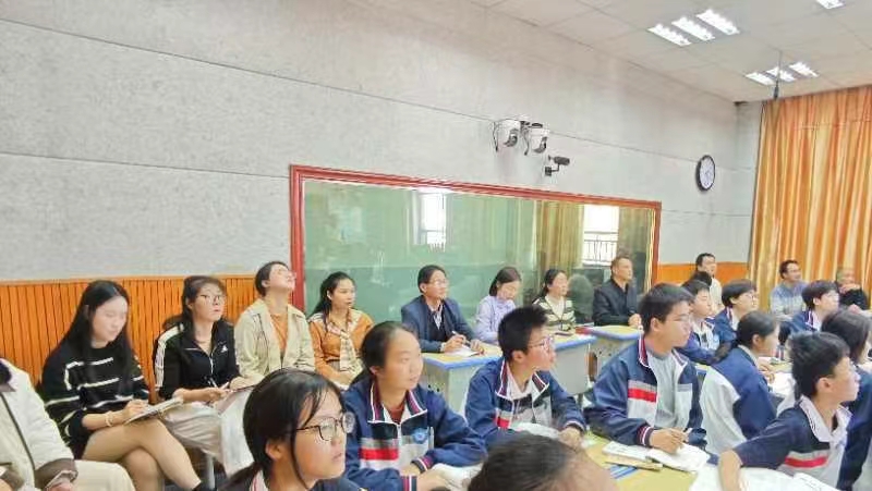 實(shí)驗(yàn)引領(lǐng)，“物”實(shí)求真