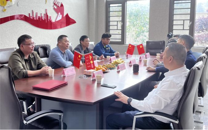 湖南安圖麗新材料科技有限公司與湖南工程學(xué)院先進(jìn)功能材料創(chuàng)新研究院校企合作簽約儀式圓滿完成！