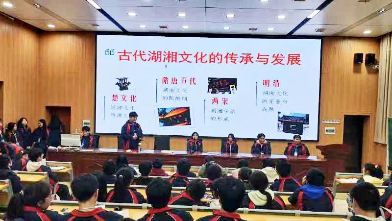 隆回二中：第21屆研究性學(xué)習(xí)課題成果展落幕