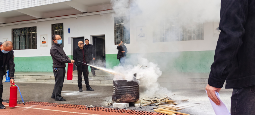 消防演練筑防線，平安幸福滿校園