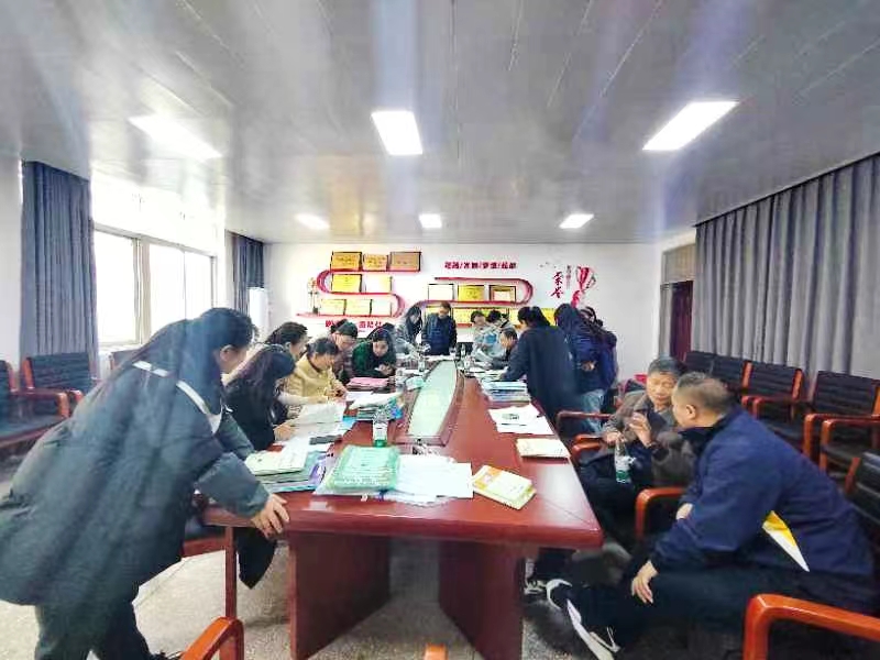 確保教學(xué)質(zhì)量，守護(hù)教育基石