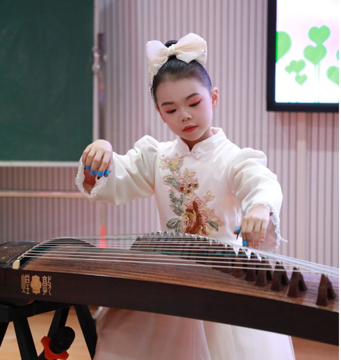 城區(qū)二小舉行個人才藝選拔賽