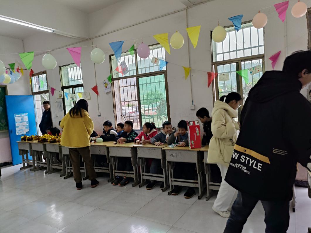 傳承愛心 與愛同行