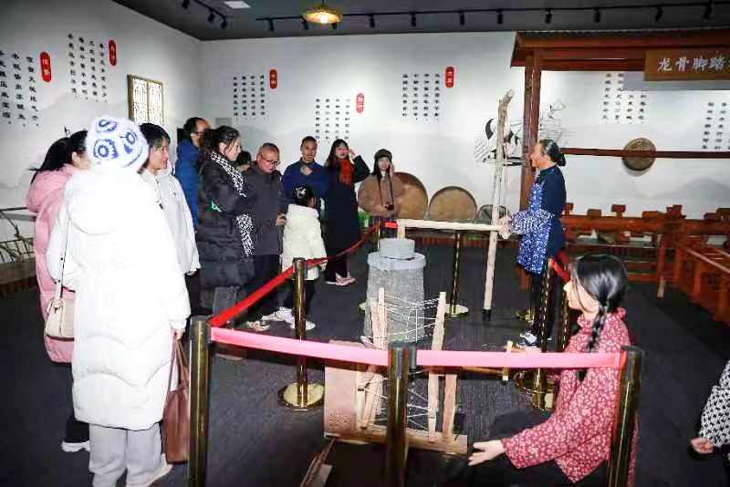 隆回二中到向家村“取經(jīng)”