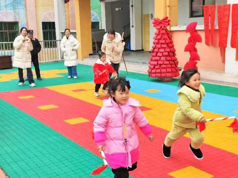 巖口鋪鎮(zhèn)中心幼兒園慶元旦親子運(yùn)動(dòng)會(huì)圓滿成功