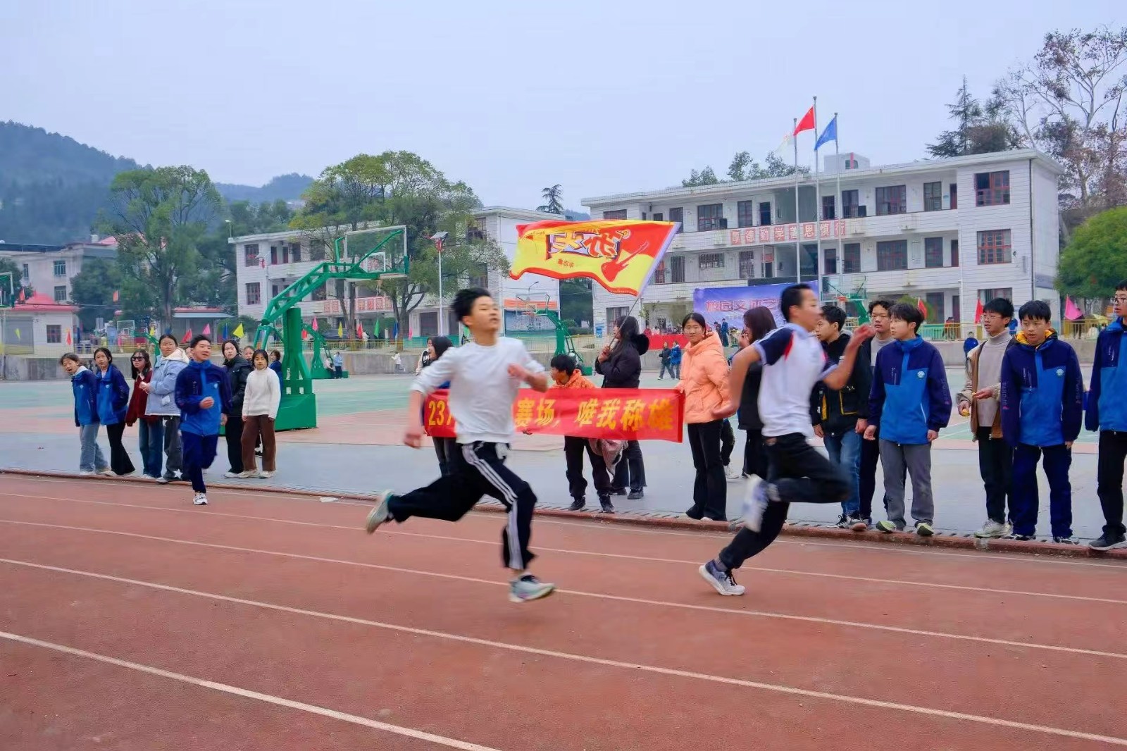 新寧縣第五中學(xué)開展第九屆文體藝術(shù)節(jié)