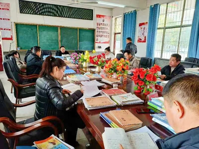 筑基教學(xué)常規(guī)，提升教育質(zhì)量