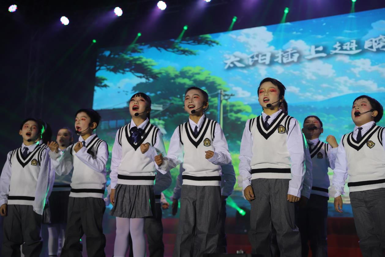 向往幸福?二小的美好生活