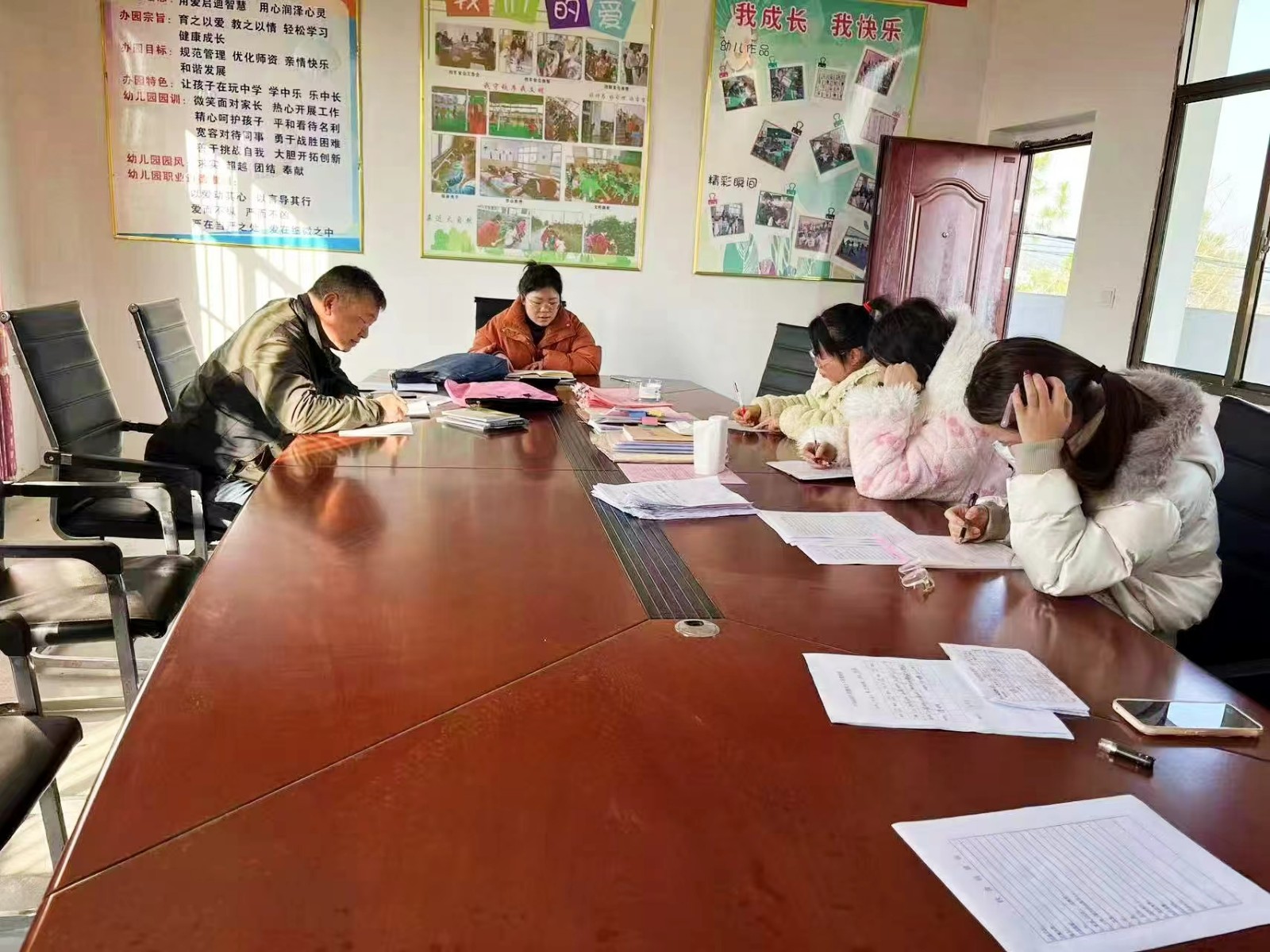 萬塘鄉(xiāng)白馬田幼兒園開展師德師風(fēng)專項培訓(xùn)會