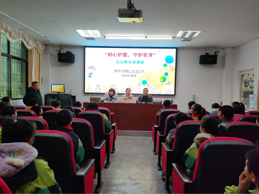 初心護蕾，守護花開