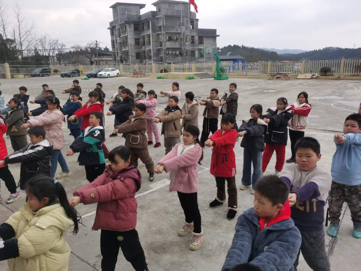 排球躍動——點亮校園
