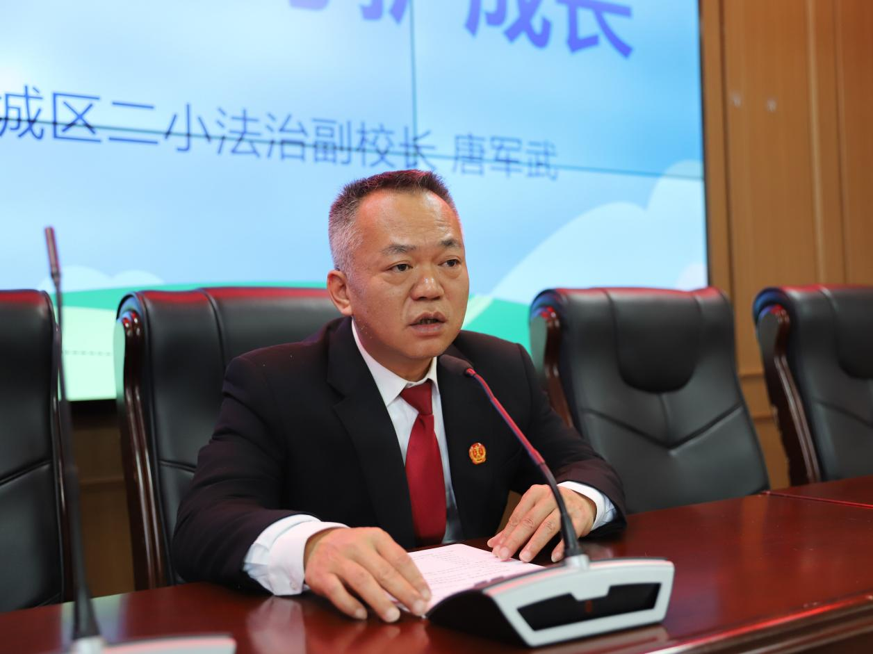 城區(qū)二小開展法制副校長安全講座：共筑校園安全防線