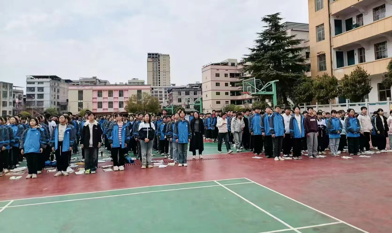 五峰鋪鎮(zhèn)青云中學隆重舉行2025年春季開學典禮