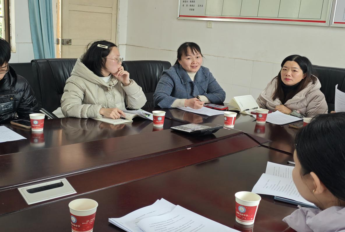 邵陽縣心理健康跨校際聯(lián)合教研活動(dòng)金稱市鎮(zhèn)中心學(xué)校初中組在我校成功舉行