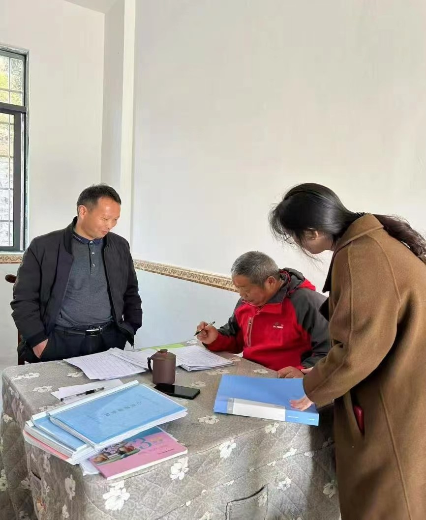 全方位護(hù)航教育發(fā)展