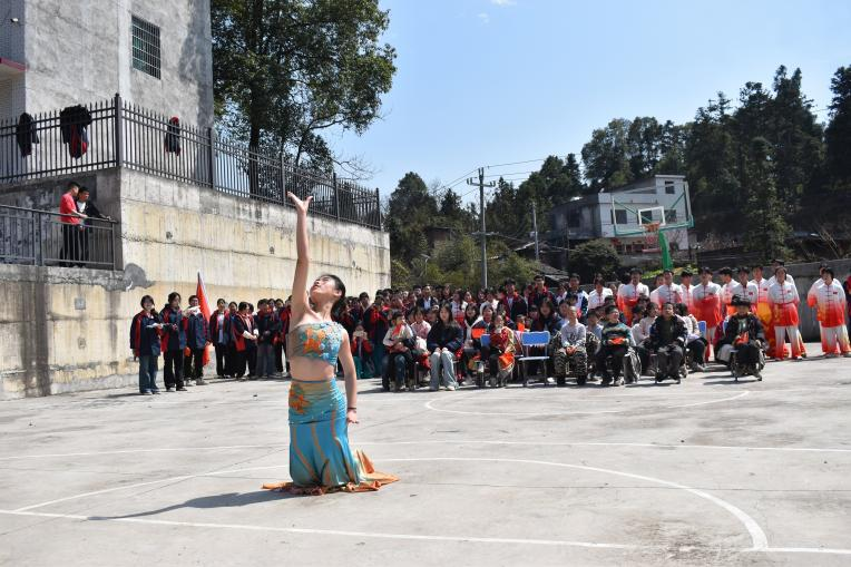 隆回二中聯(lián)誼回族鄉(xiāng)老人學(xué)生