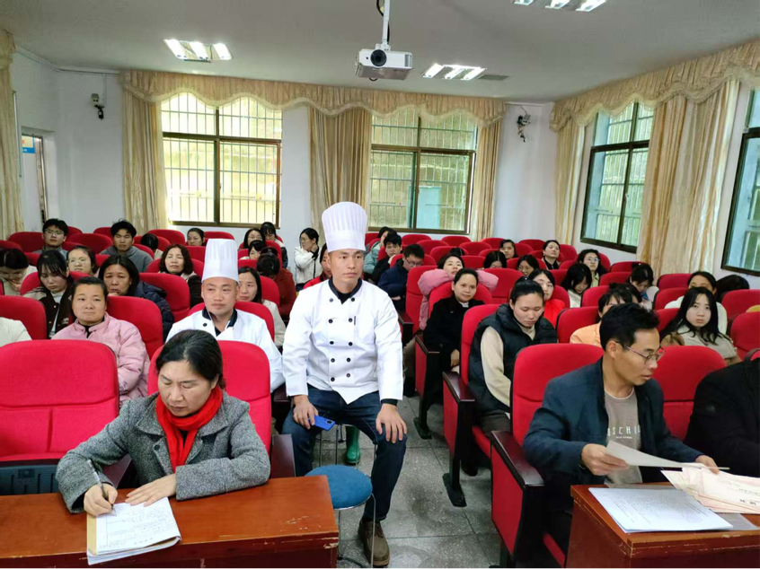 塘渡口鎮(zhèn)第二完全小學(xué)開展春季消防安全培訓(xùn)活動(dòng)