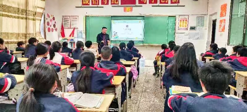 橋牌進(jìn)校園 智慧潤(rùn)童心