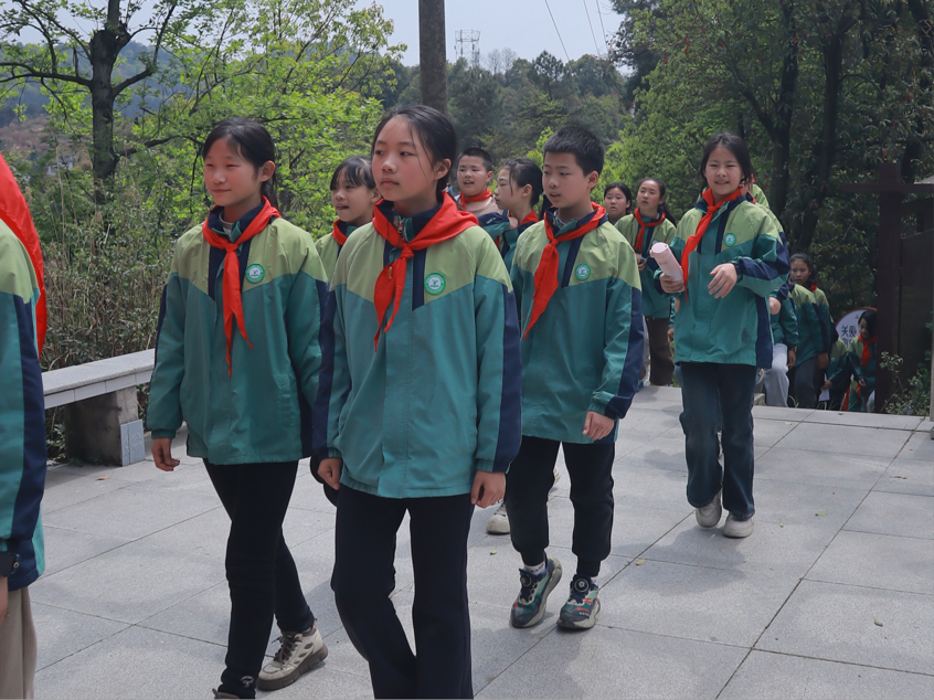 緬懷革命先烈 賡續(xù)紅色血脈