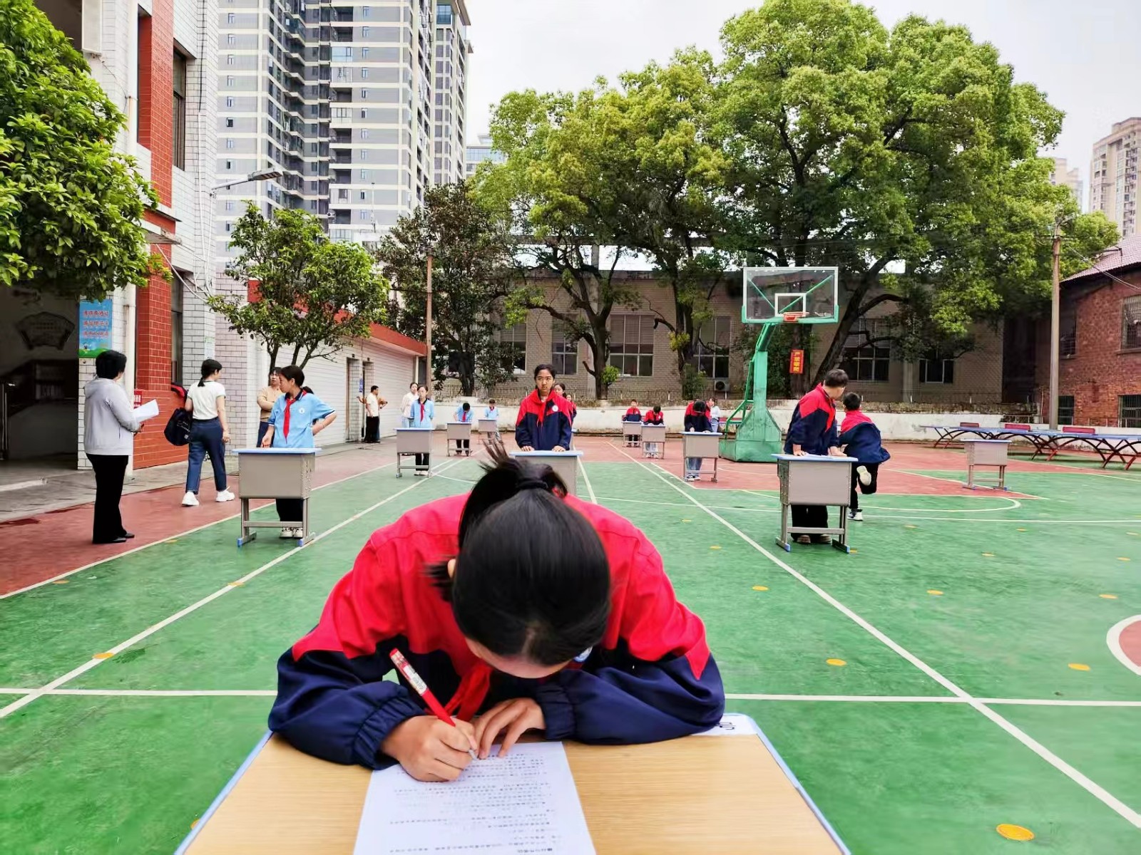 北塔小學(xué)“筆鋒爭霸·閱讀闖關(guān)接力賽”圓滿結(jié)束