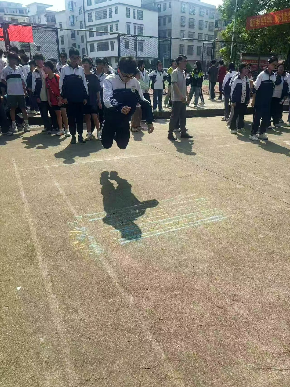 運(yùn)動(dòng)點(diǎn)燃激情，竹中學(xué)子賽場(chǎng)顯風(fēng)采