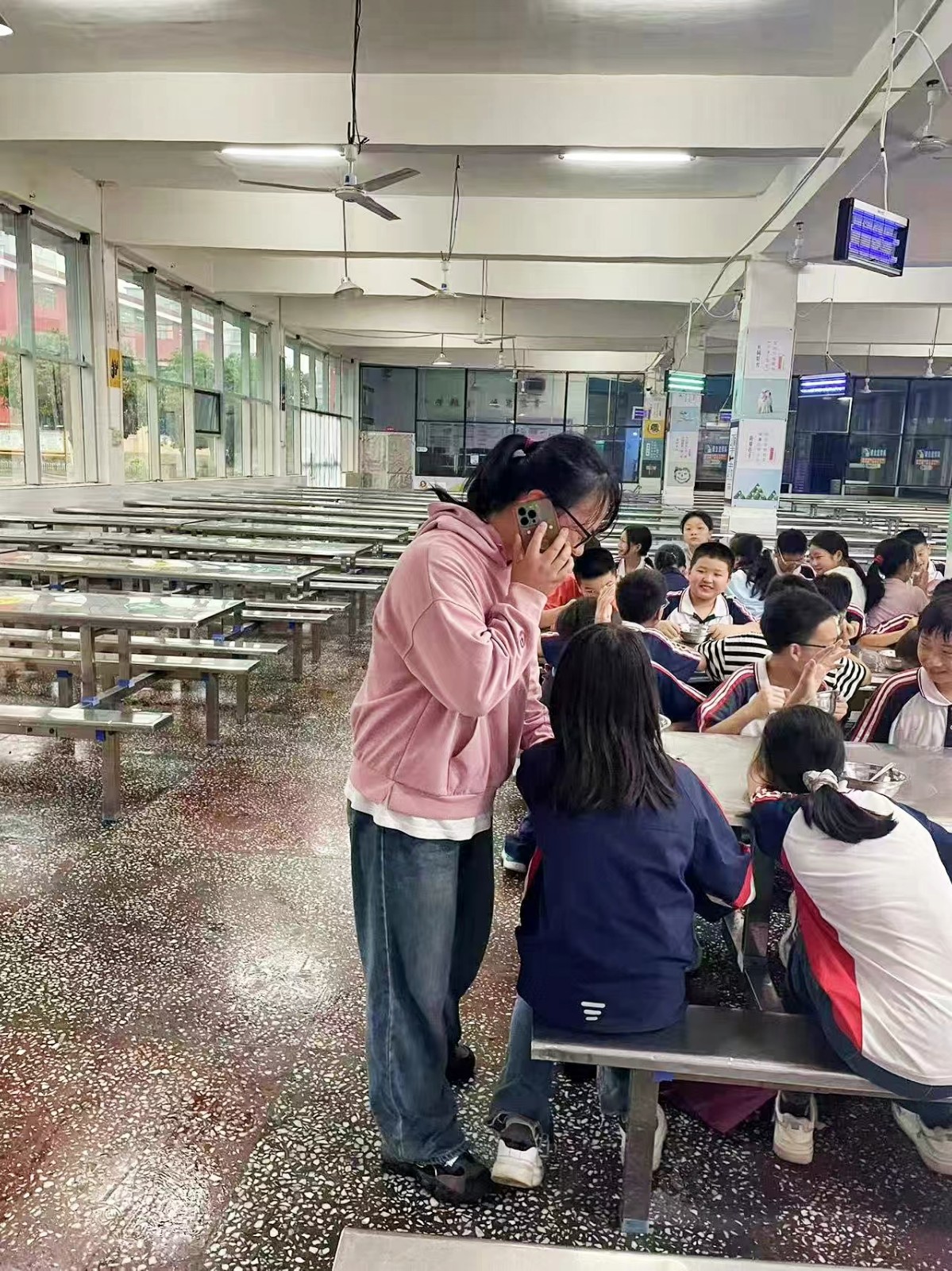 塘渡口鎮(zhèn)第五完全小學(xué)開展食物中毒應(yīng)急演練 筑牢校園食品安全防線