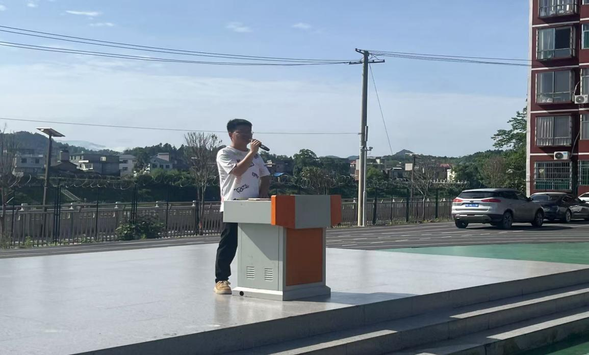 砥礪前行創(chuàng)佳績(jī)  榜樣引領(lǐng)赴新程