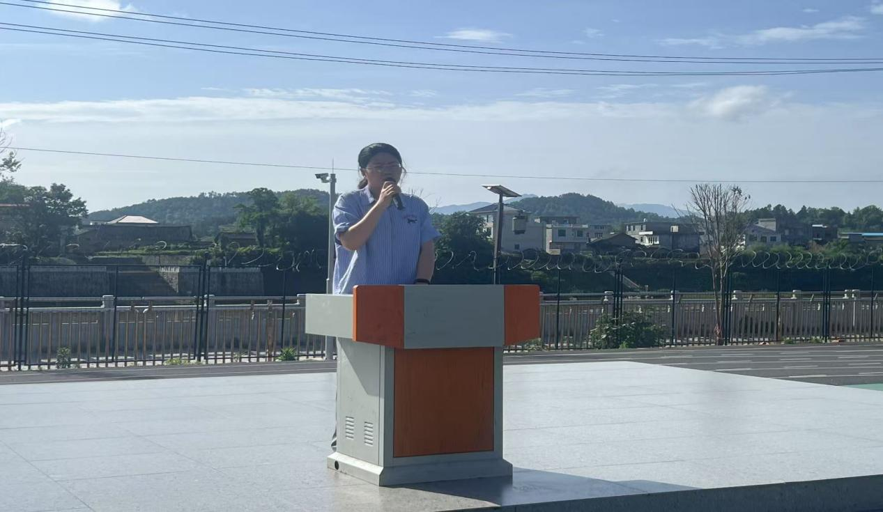 砥礪前行創(chuàng)佳績(jī)  榜樣引領(lǐng)赴新程