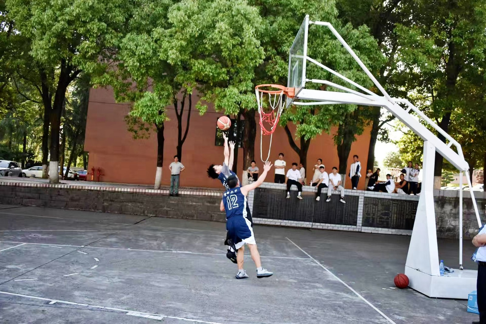 隆回二中舉行政教杯教工籃球賽