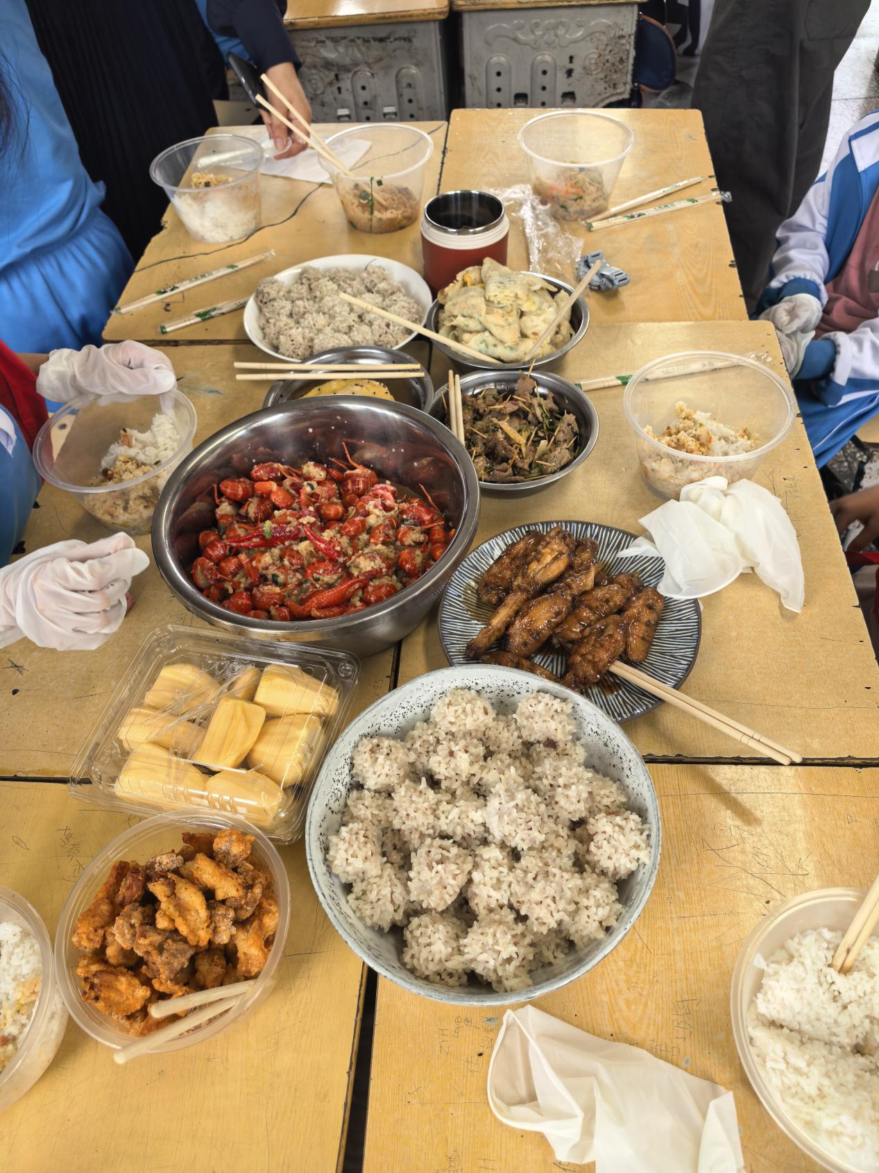 舌尖上的成長：邵東市城區(qū)二小以美食節(jié)激活德育新動能?