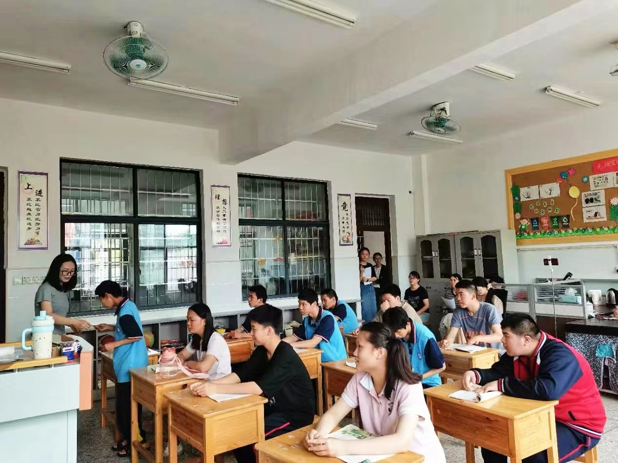 以教促研共成長(zhǎng) 特教課堂綻光芒