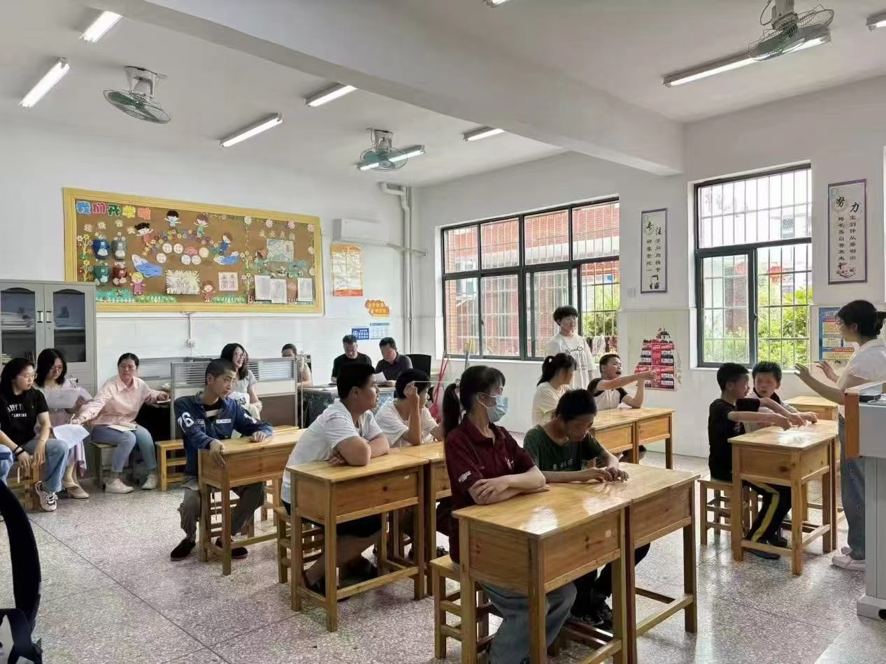 以教促研共成長(zhǎng) 特教課堂綻光芒