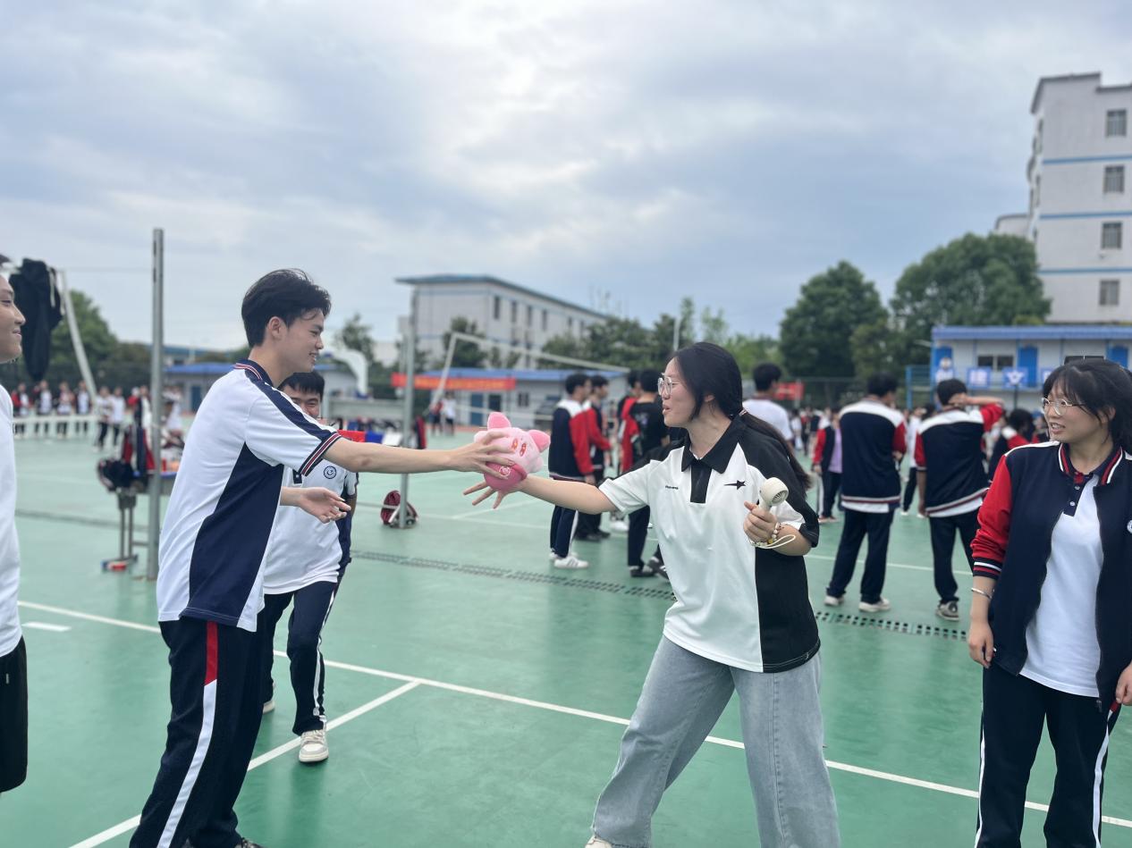 激情釋放壓力，青春昂揚逐夢