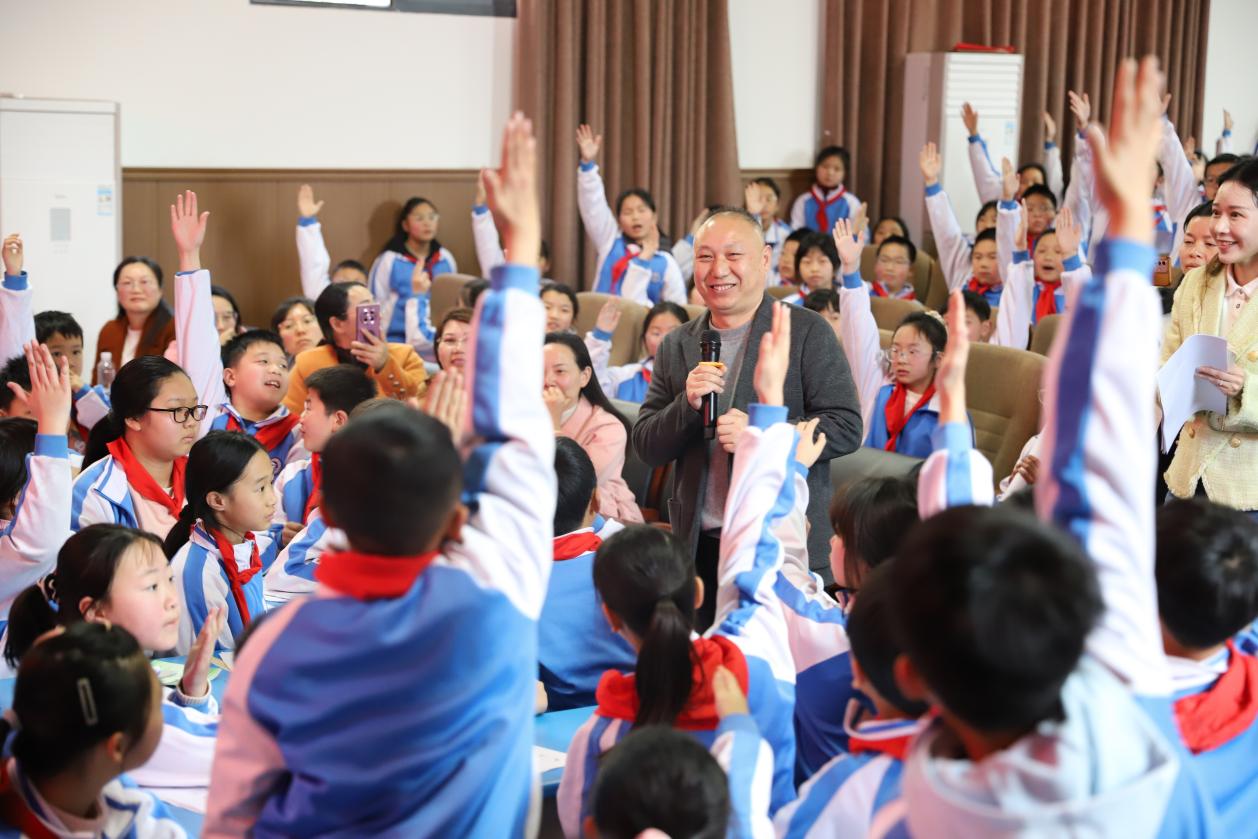 邵東市城區(qū)二小榮獲 “全國文明校園” 稱號：向往一種幸福而完整的教育生活