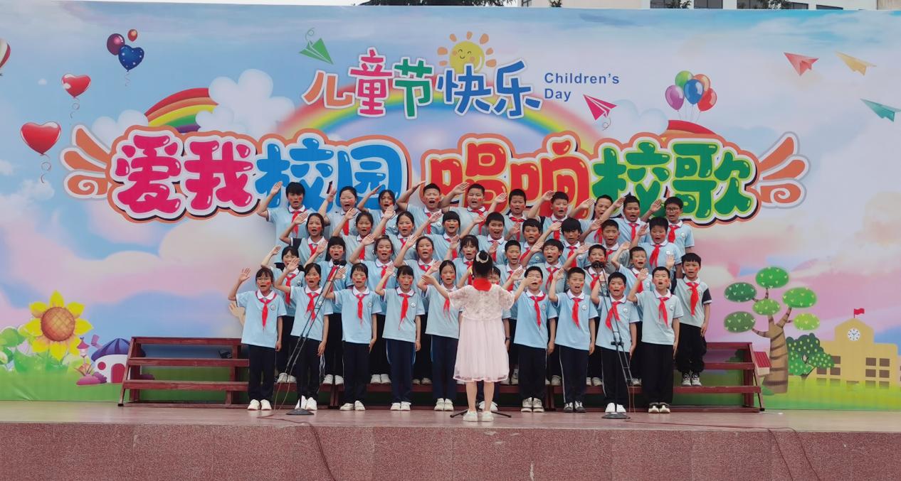 水頭學(xué)校舉行“愛我校園，唱響校歌” 班級(jí)合唱比賽