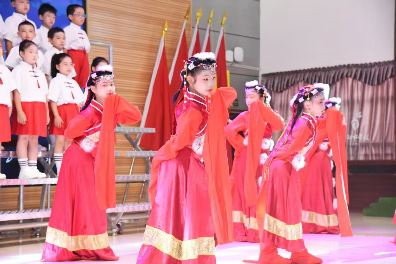 牢記黨的教導(dǎo)  爭做強國少年