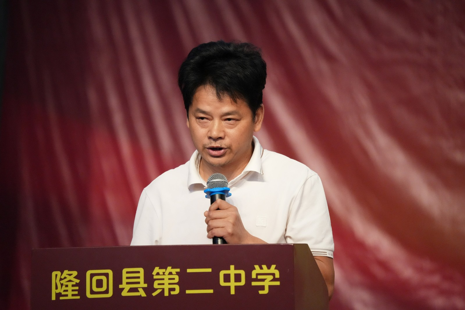 隆回二中舉行高三畢業(yè)典禮