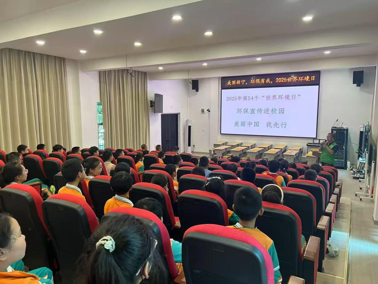 解放小學(xué)開展“環(huán)保宣傳進校園——美麗中國 我先行”主題宣傳