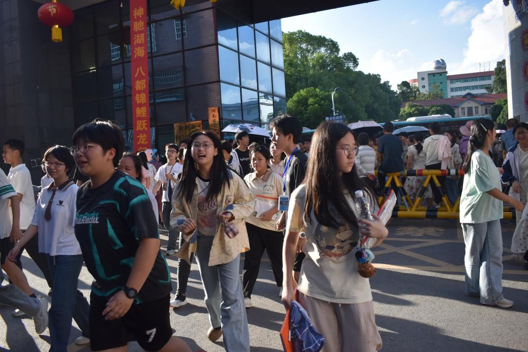 隆回2025年高中學(xué)業(yè)水平考試完美收官