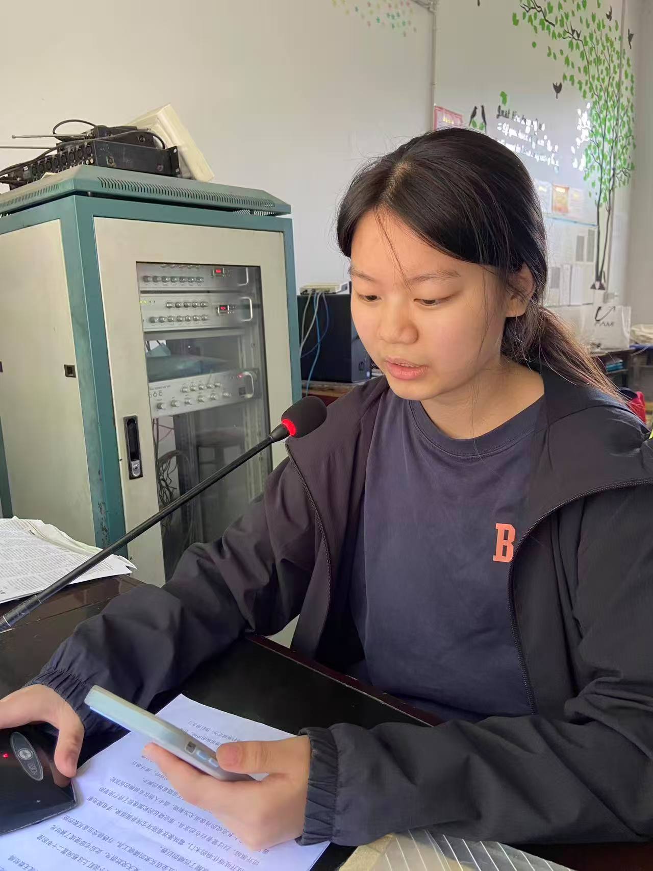 青春聲援，決勝高考 校團(tuán)委廣播助力高三學(xué)子從容沖刺