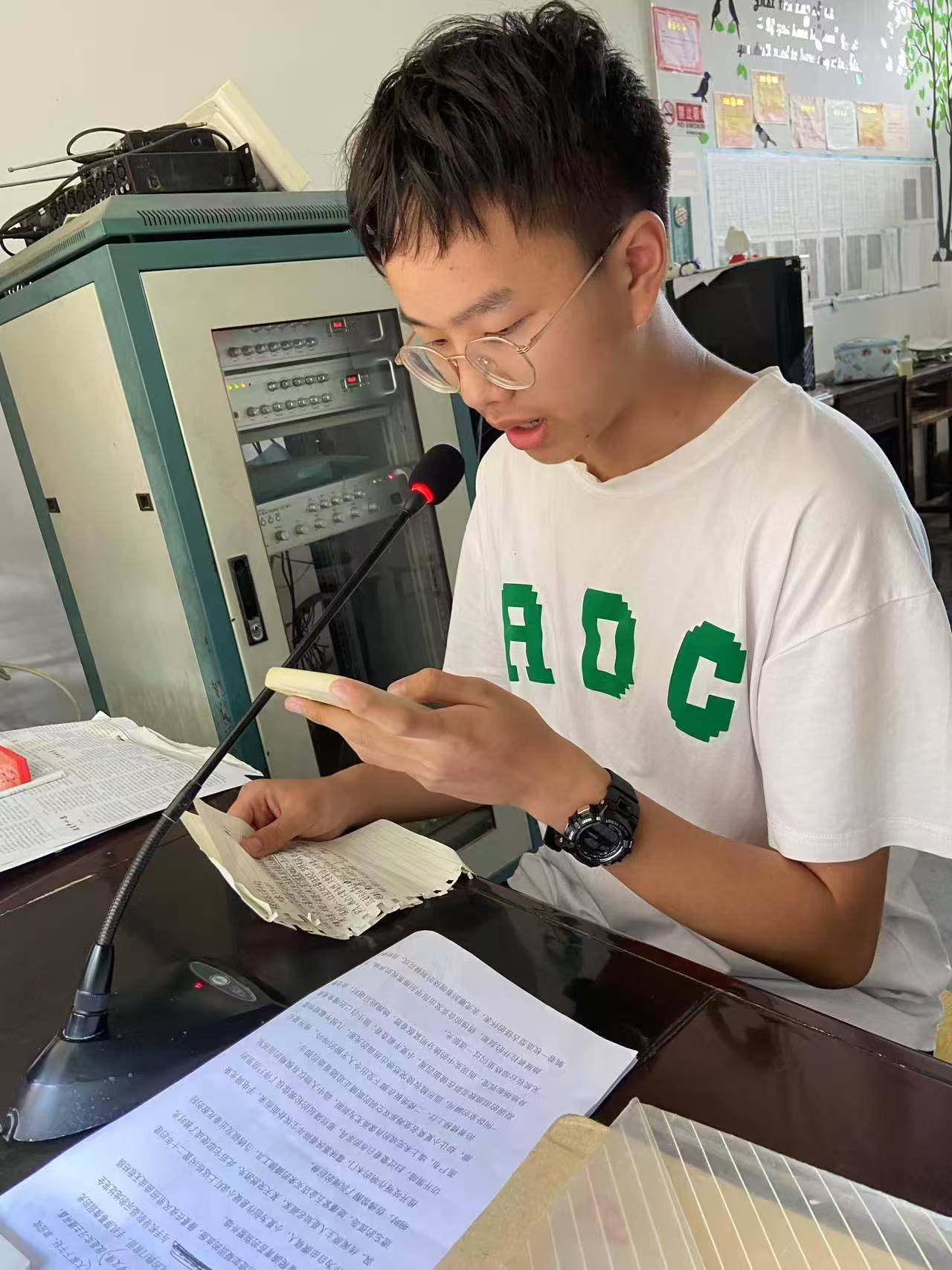 青春聲援，決勝高考 校團(tuán)委廣播助力高三學(xué)子從容沖刺