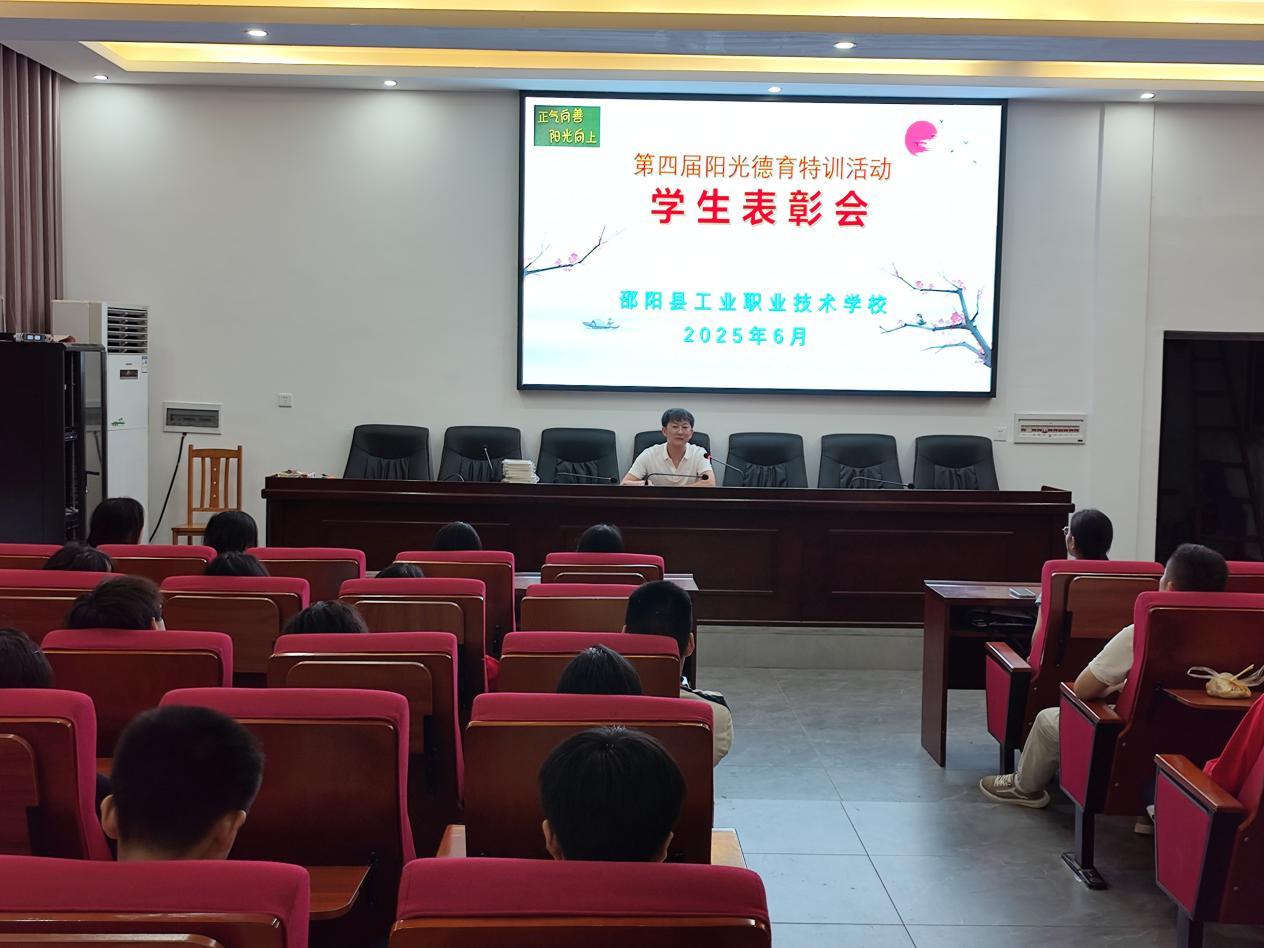 潤(rùn)心啟智，文化育人