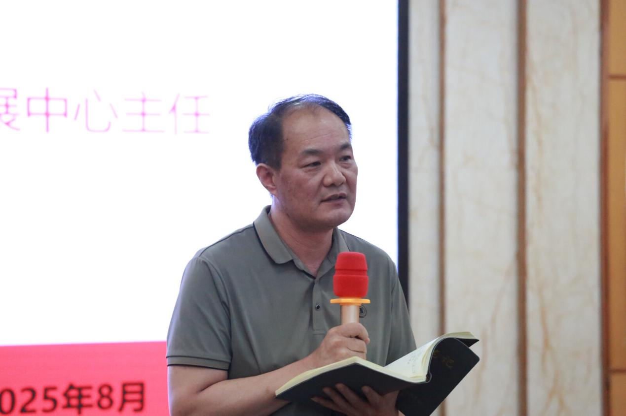 結(jié)業(yè)匯報(bào)顯真章，專家把脈引航向