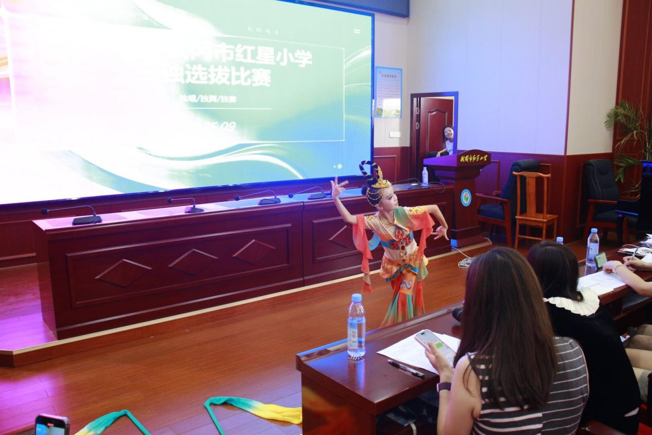 武岡市紅星小學三獨比賽初選圓滿落幕，少年展藝競風華