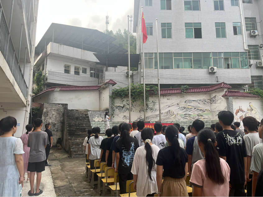 秋日啟新航 安全伴成長