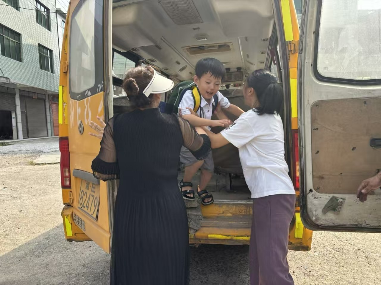 筑牢安全防線，守護(hù)童年平安