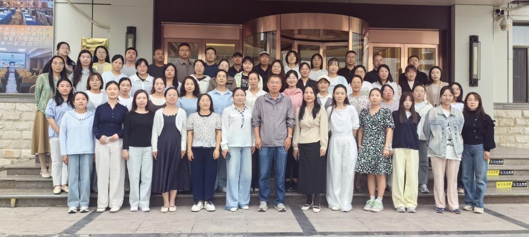 “國培計(jì)劃（2025）”中西部骨干項(xiàng)目中學(xué)語文市級(jí)骨干教師培養(yǎng)對象培訓(xùn)扎實(shí)推進(jìn)