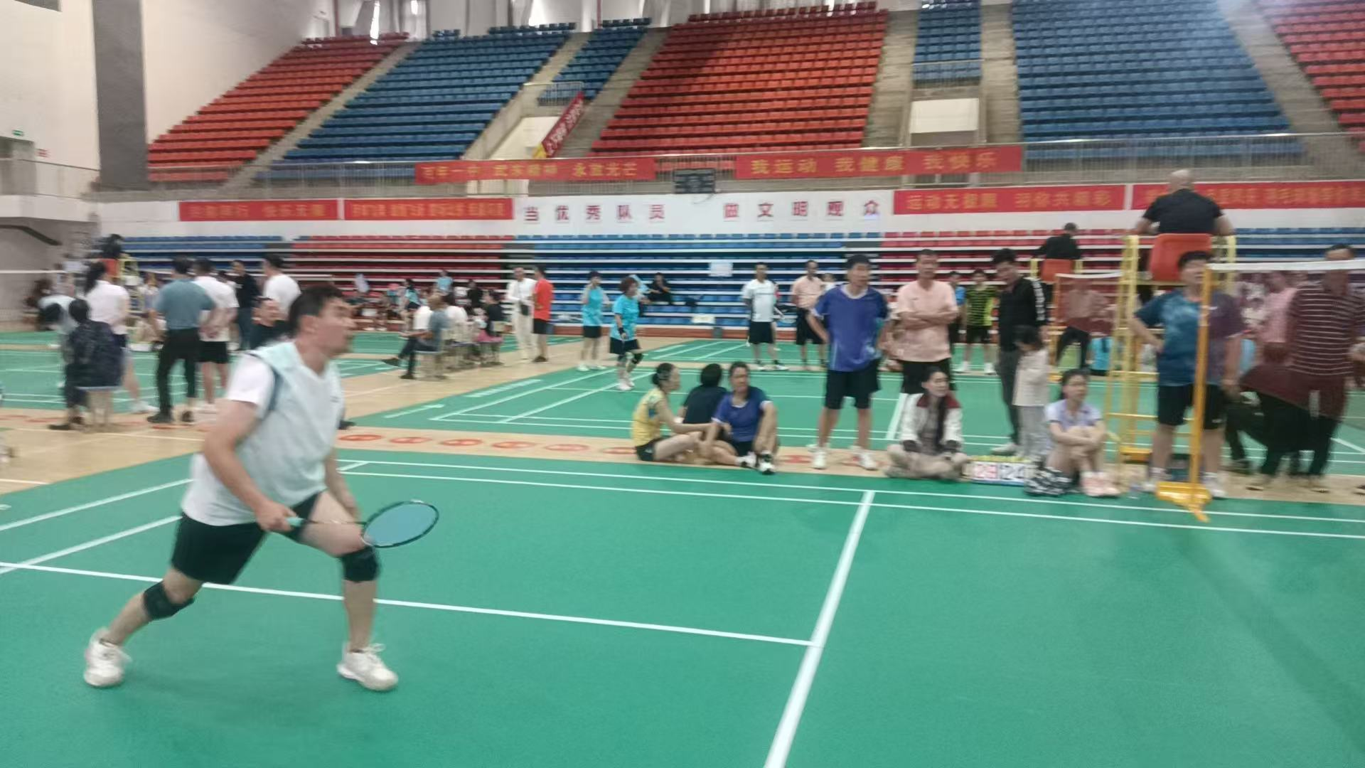 “羽”眾不同，載譽而行